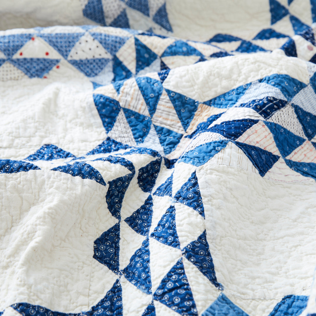 Antique Blue Ocean Waves Quilt, late 19th Century