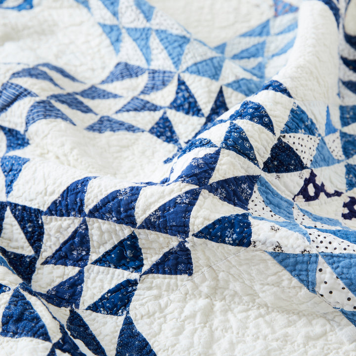 Antique Blue Ocean Waves Quilt, late 19th Century
