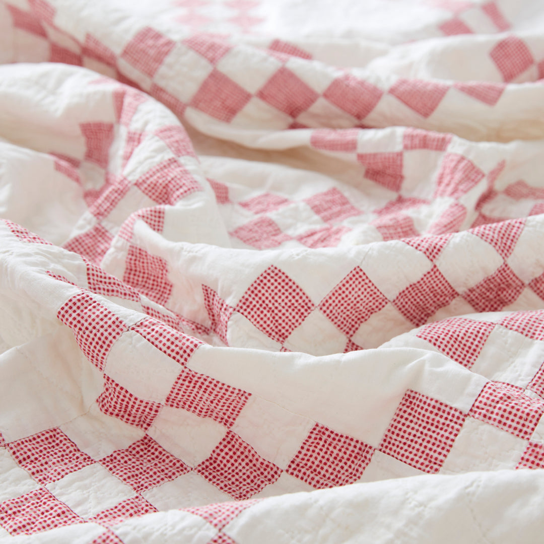 Vintage Gingham Double Irish Chain Quilt