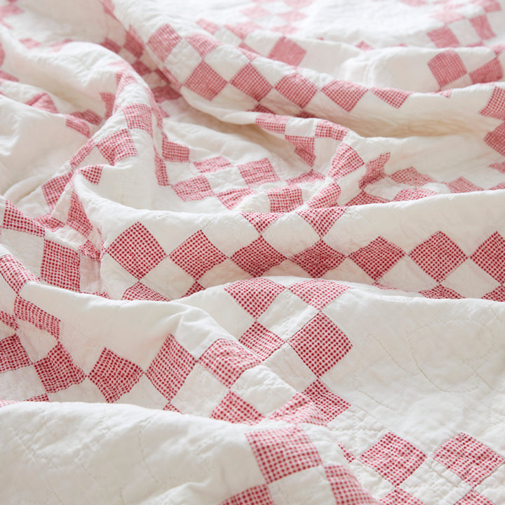 Vintage Gingham Double Irish Chain Quilt