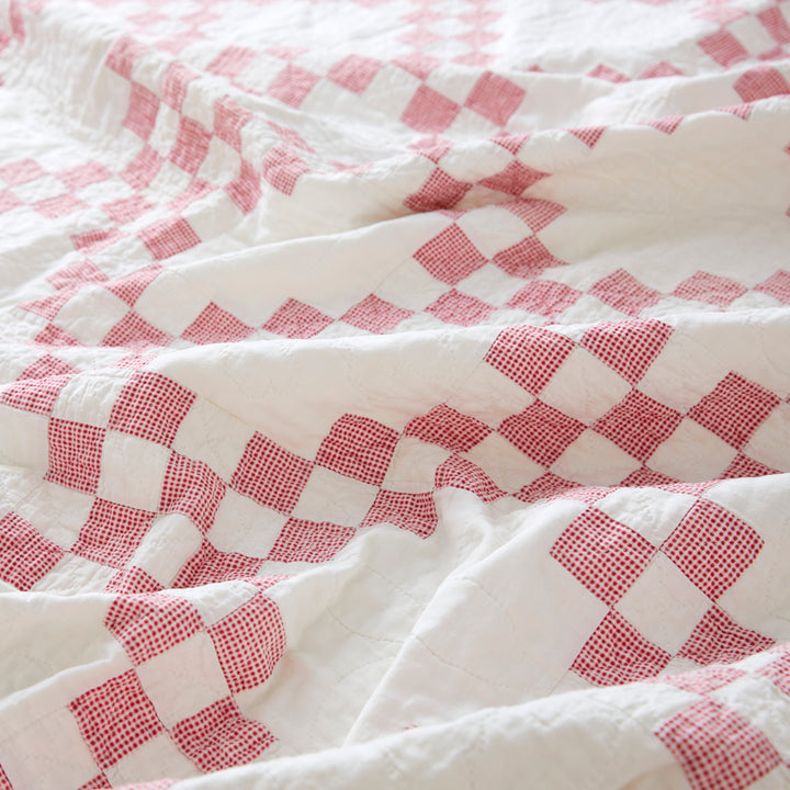 Vintage Gingham Double Irish Chain Quilt