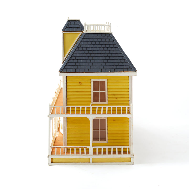 Vintage Victorian Dollhouse