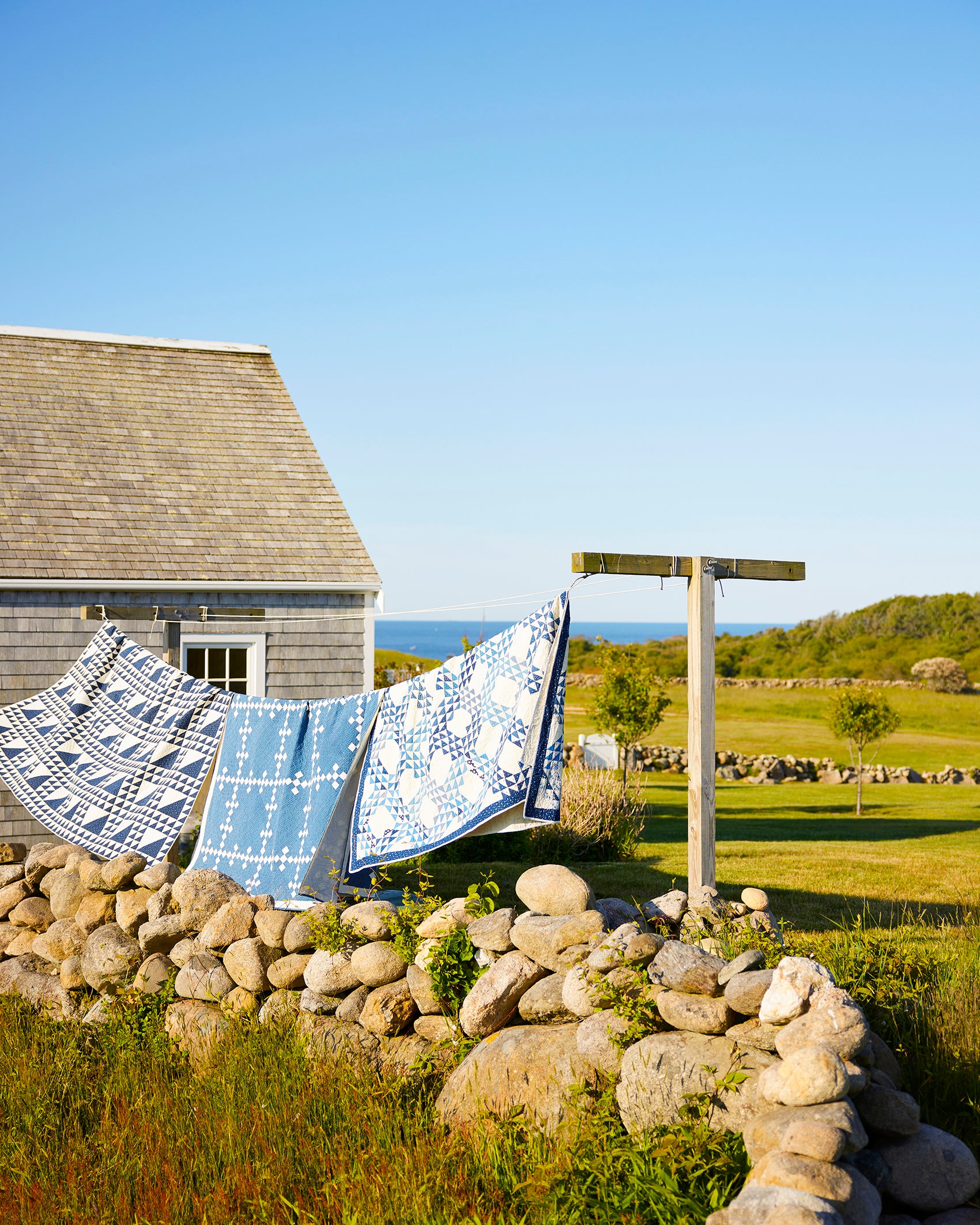 ヴィンテージキルトオーシャンウェーブ♡クリヴキルト.アンティークキルト·͜· ♡ Antique Blue Ocean Waves Quilt, late 19th Century – Tori Jones Studio
