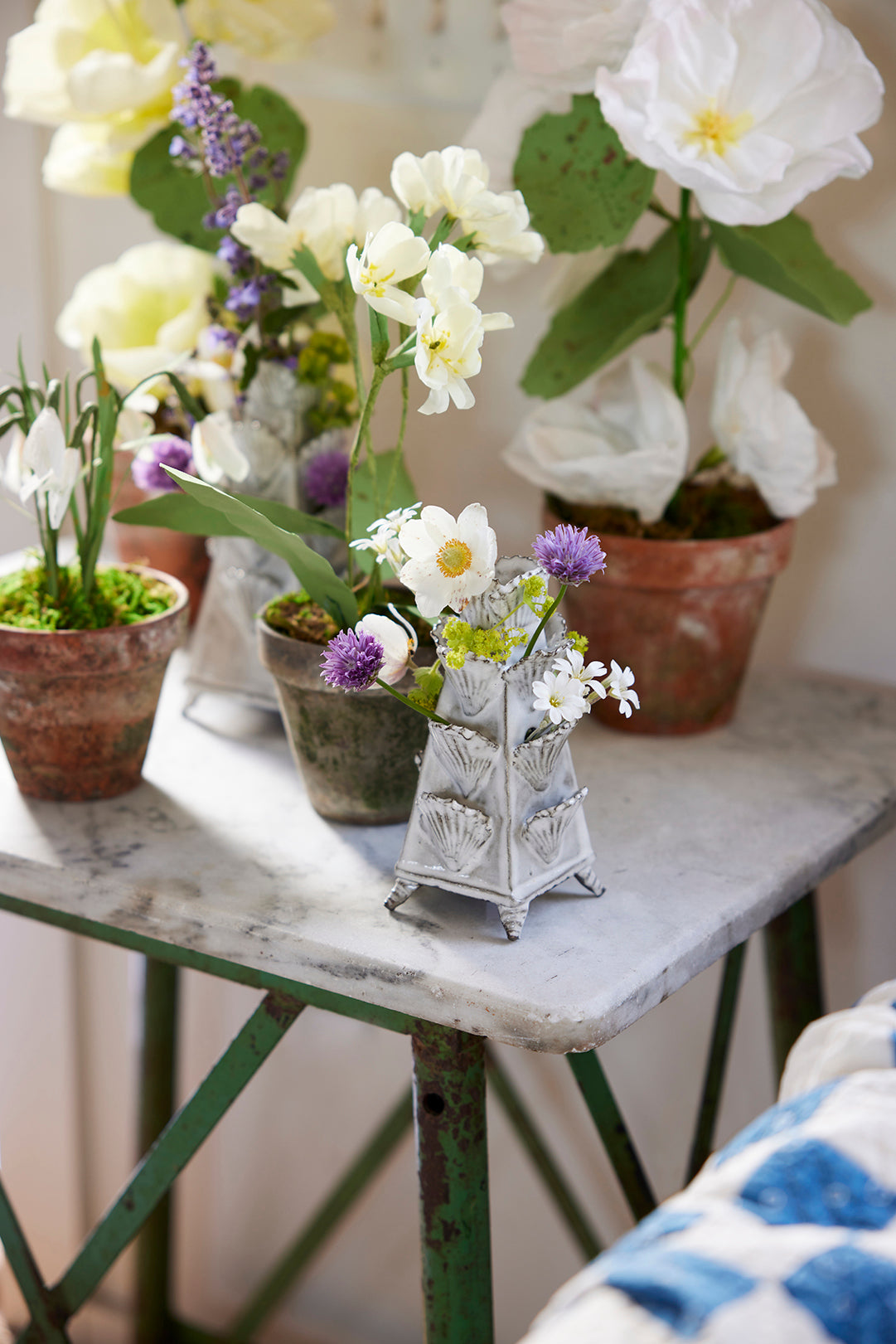 Small Ceramic Tulipiere – Tori Jones Studio