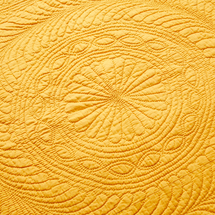 Vintage Marigold Matelassé Coverlet