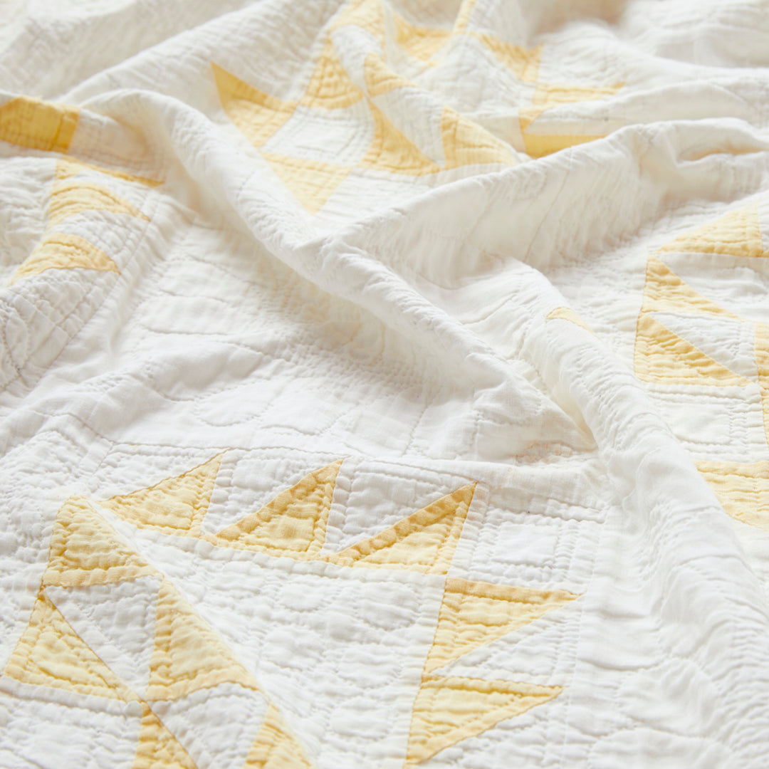 Antique Yellow Cake Stand Quilt, Early 20th Century
