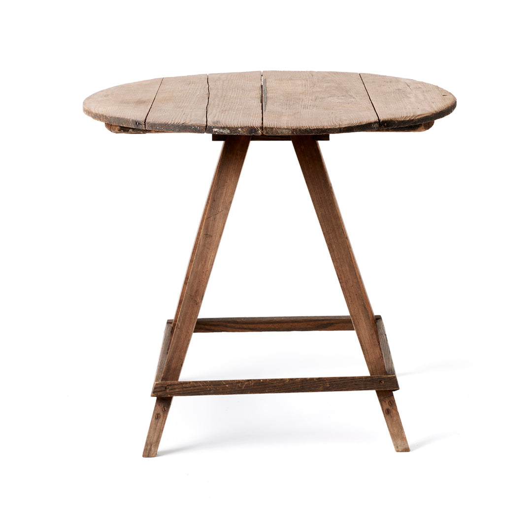 Early 20th Century New England Splayed Leg Table