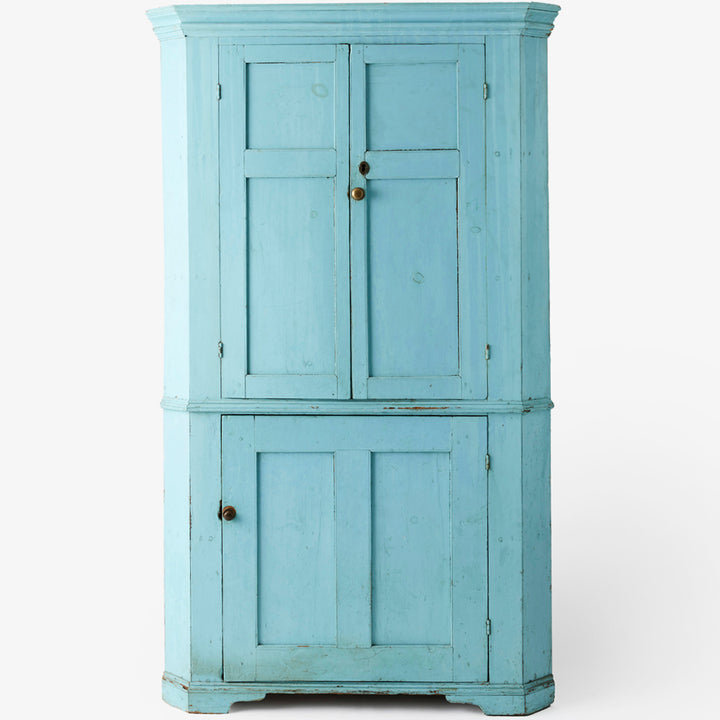 Antique American Corner Cabinet, 19th Century