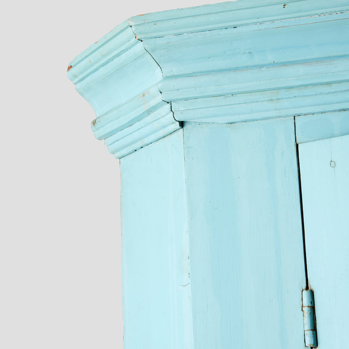 Antique American Corner Cabinet, 19th Century