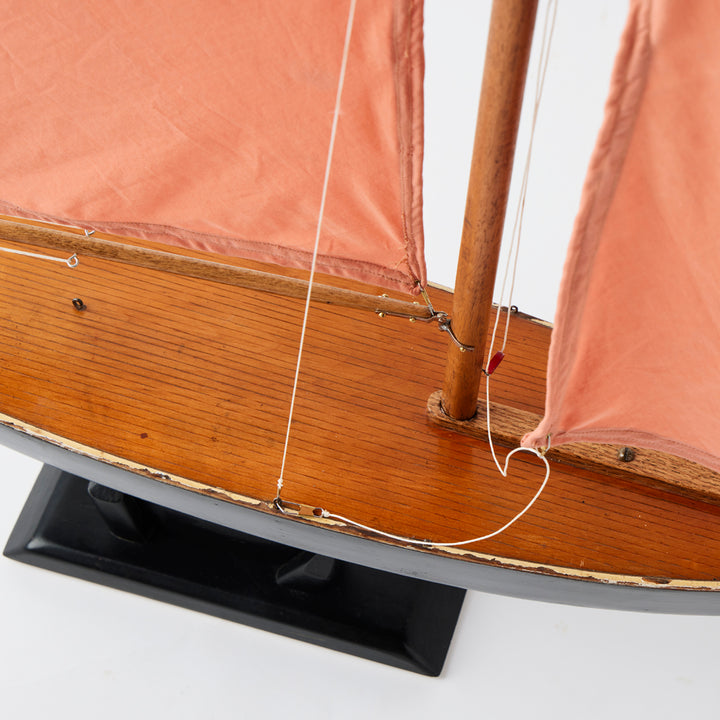 Vintage Pond Boat Model