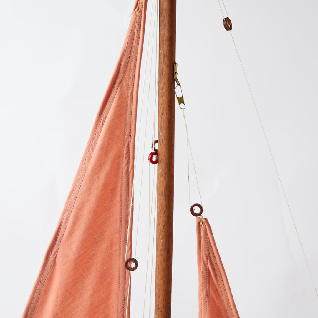 Vintage Pond Boat Model