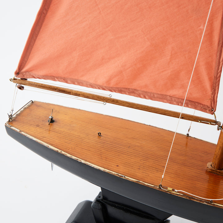 Vintage Pond Boat Model