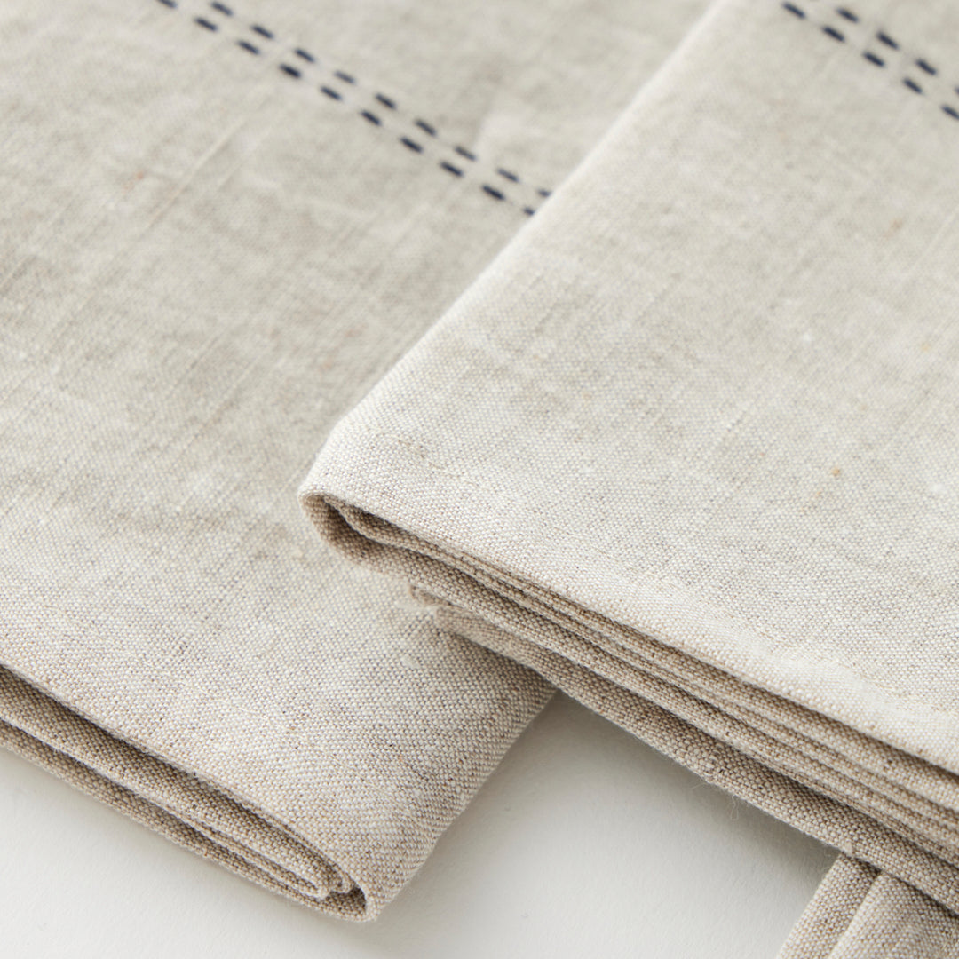 Rythmo Linen Napkins, Black Stitching, Set of 6