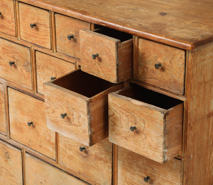 18th Century New England Apothecary Chest