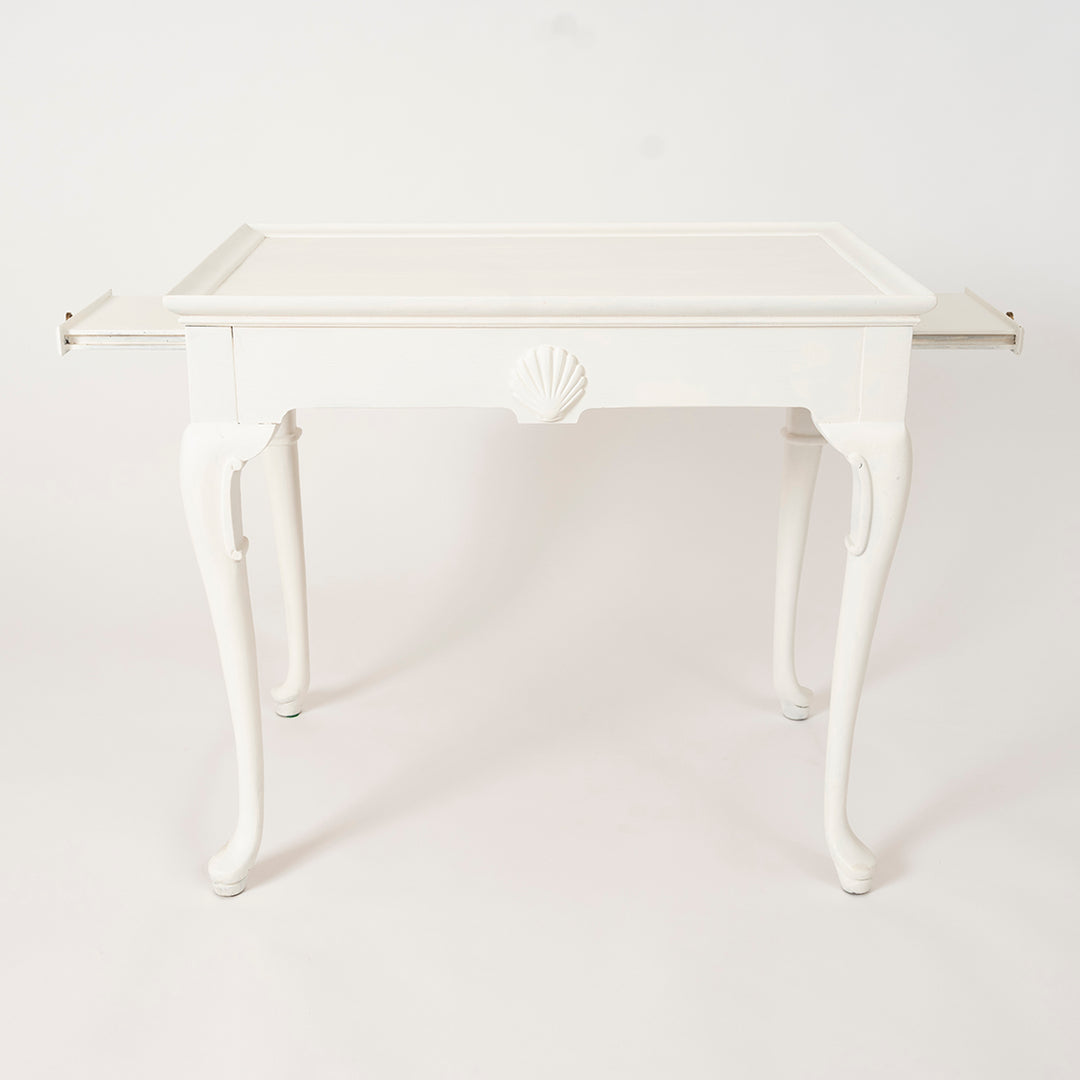 Vintage Queen Anne Style Table