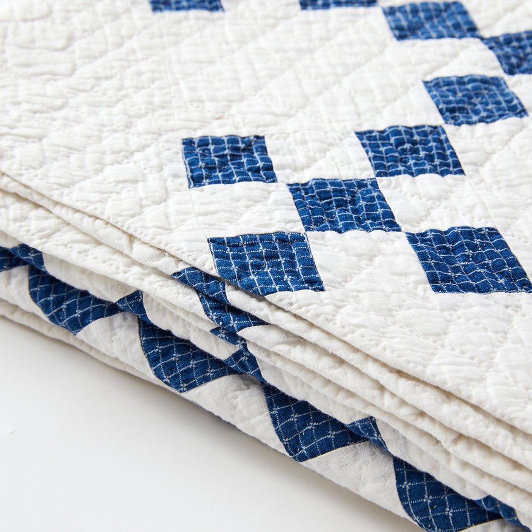 Single Irish Chain Quilt, Late 19th Century