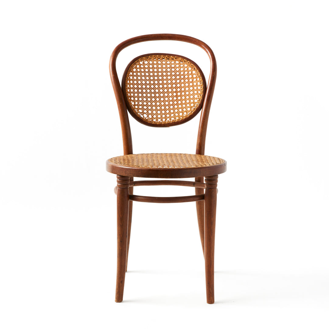 Bentwood chair ① Set of 4 Vintage Bentwood Chairs – Tori Jones Studio